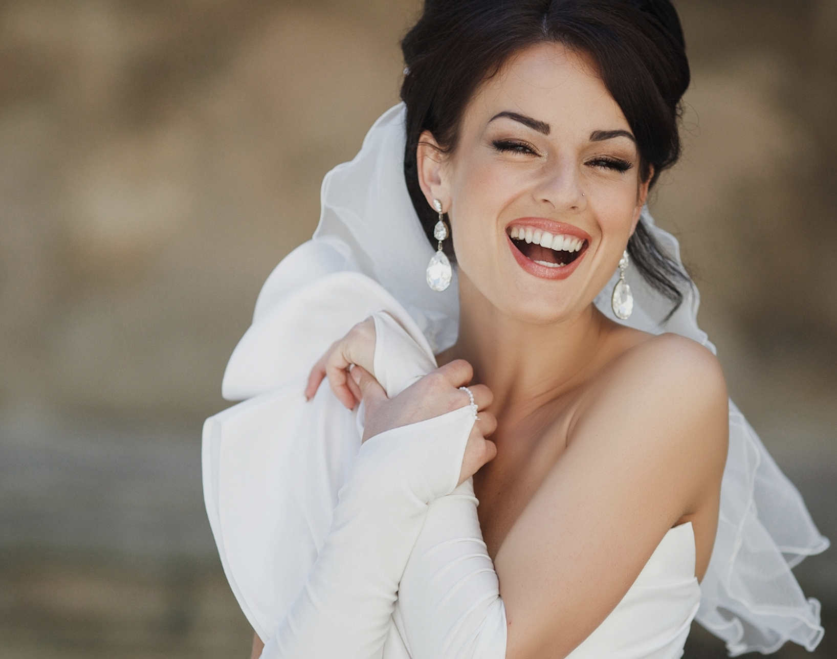 Fogászati kezelések az esküvőd előtt, a legragyogóbb mosolyért